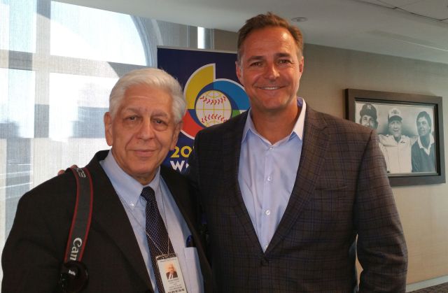 Interjú után, A képen együtt Alois “Al” Terry Leiter amerikai baseball játékossal. 